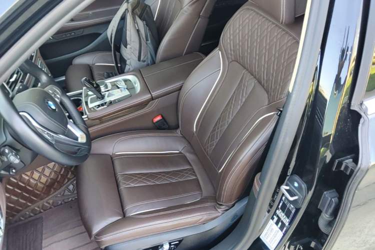 Used BMW 7 Series 2021 730Li Luxury Package Left Front Seat