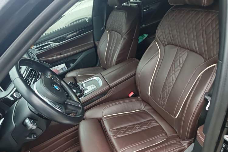Used BMW 7 Series 2021 730Li M Sport Package Left Front Seat