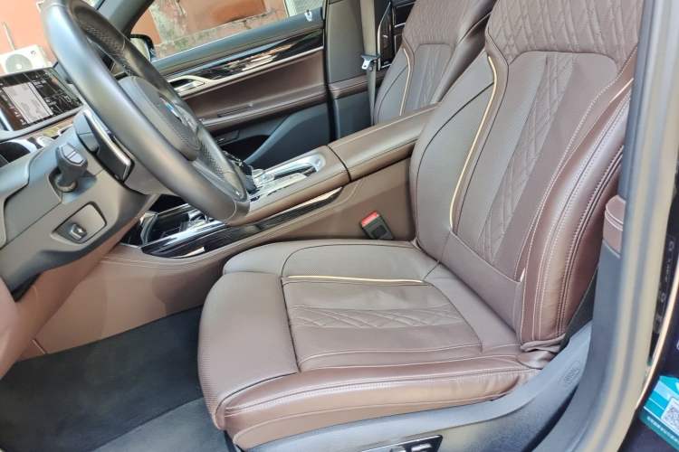 Used BMW 7 Series 2021 740Li Leading Model M Sport Package Left Front Seat