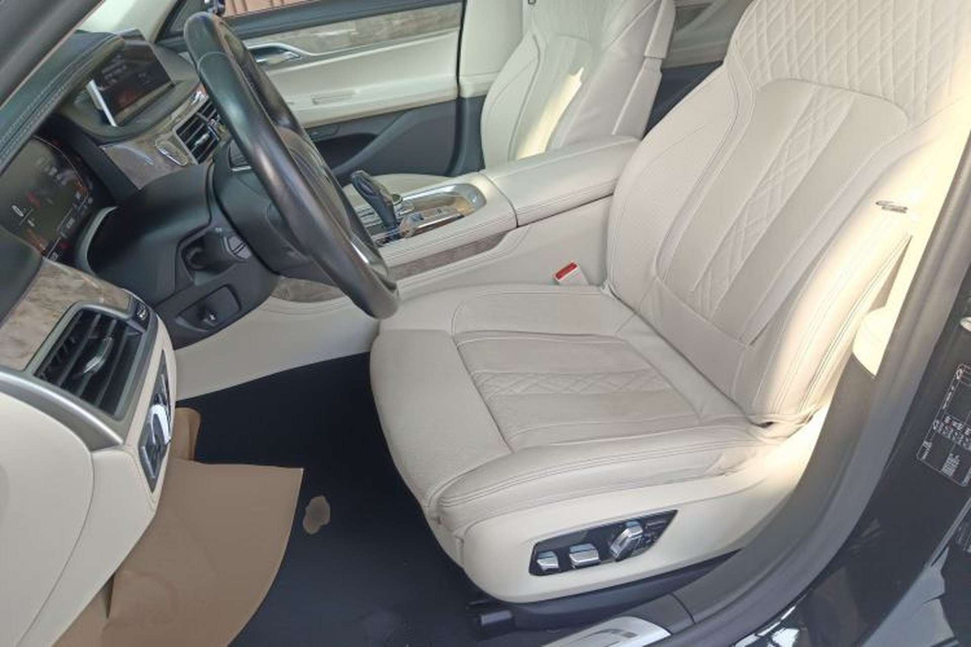 Used BMW 7 Series 2021 740Li Leading Edition Luxury Package Left Front Seat