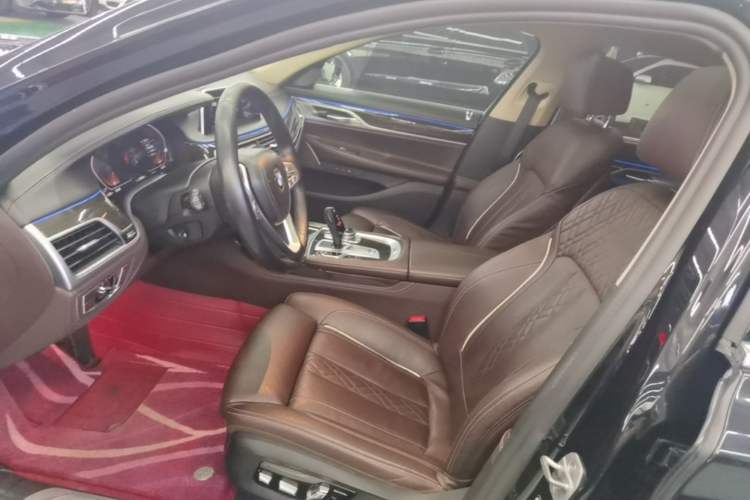 Used BMW 7 Series 2021 730Li Luxury Package Left Front Seat