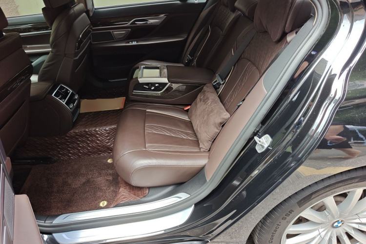 Used BMW 7 Series 2021 730Li Luxury Package Left Rear Seat