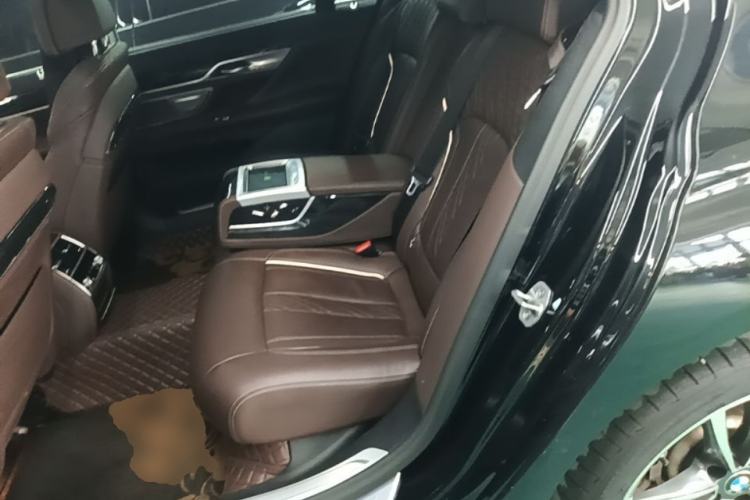 Used BMW 7 Series 2021 730Li M Sport Package Left Rear Seat