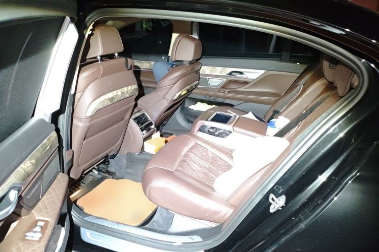 Used BMW 7 Series 2021 740Li Leading Edition Luxury Package Left Rear Seat