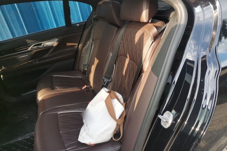 Used BMW 7 Series 2021 740Li Leading Model M Sport Package Left Rear Seat