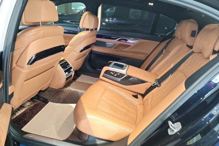 Used BMW 7 Series 2021 730Li M Sport Package Left Rear Seat