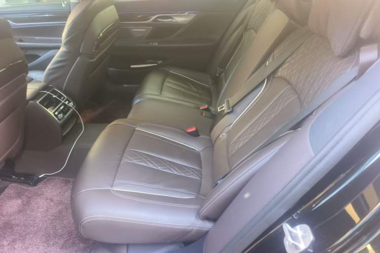 Used BMW 7 Series 2021 730Li Luxury Package Left Rear Seat