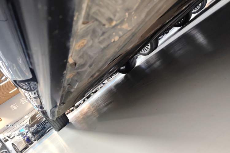 Used BMW 7 Series 2021 730Li M Sport Package Left Side Sill