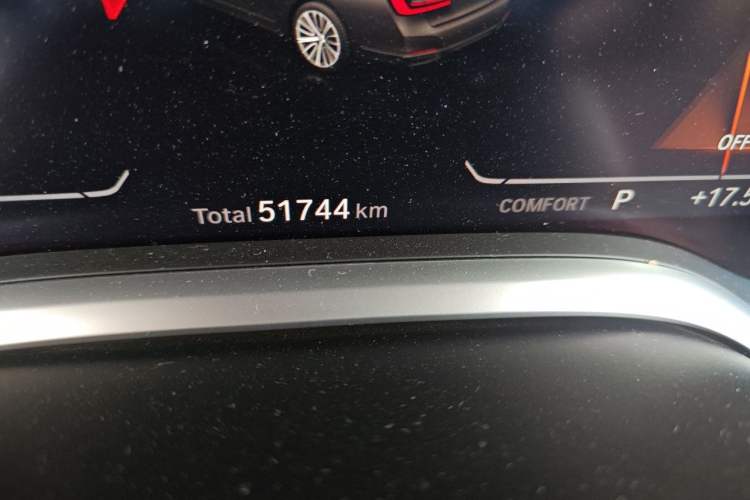 Used BMW 7 Series 2021 740Li Leading Edition Luxury Package Odometer Close Up