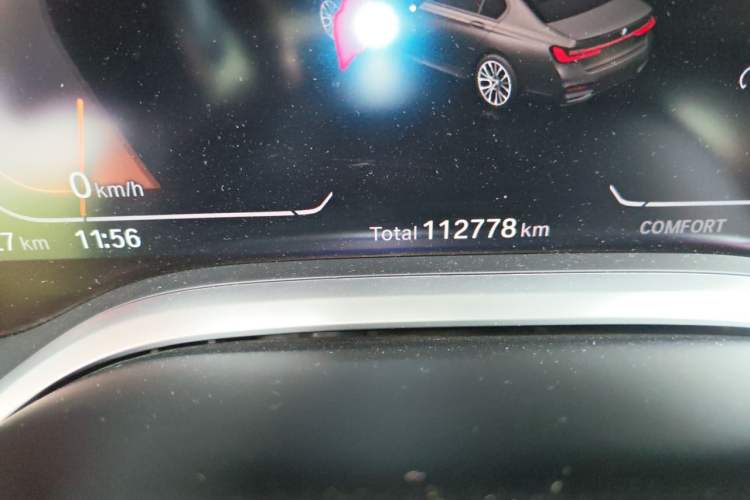 Used BMW 7 Series 2021 740Li Luxury Edition M Sport Package Odometer Close Up