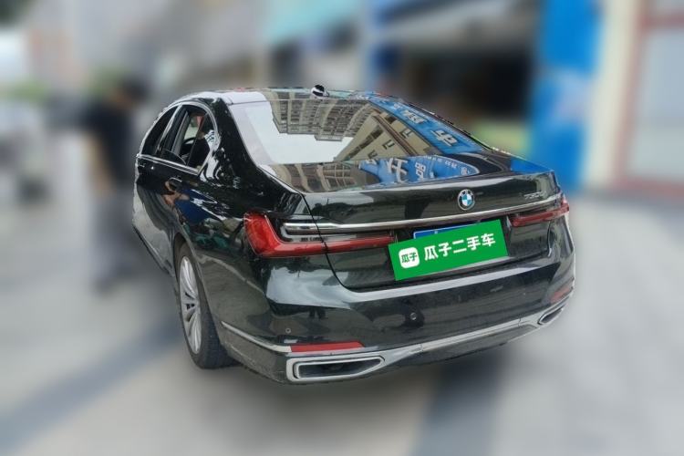 Used BMW 7 Series 2021 730Li Luxury Package Rear Left 45 Deg