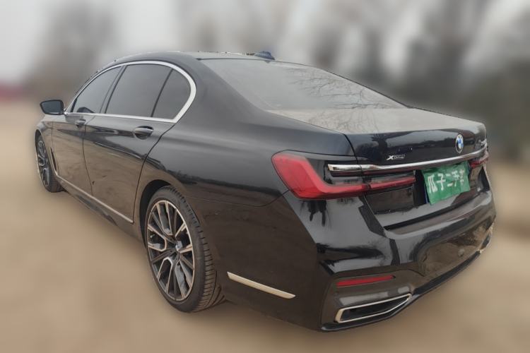 Used BMW 7 Series 2021 740Li xDrive Executive M Sport Package Rear Left 45 Deg
