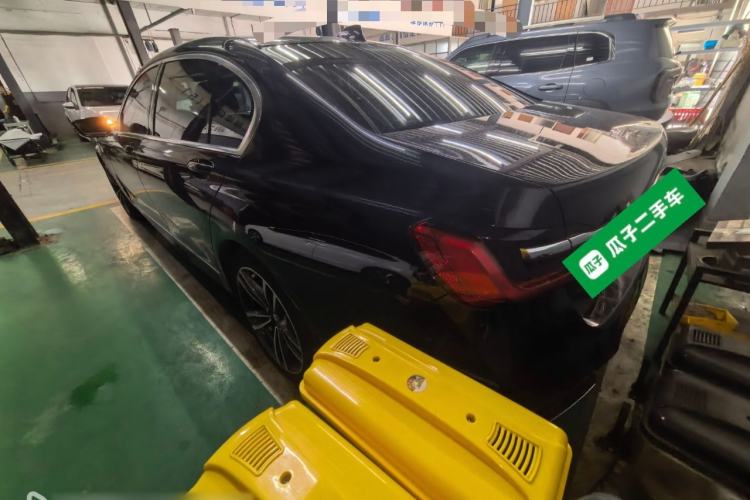 Used BMW 7 Series 2021 730Li M Sport Package Rear Left 45 Deg