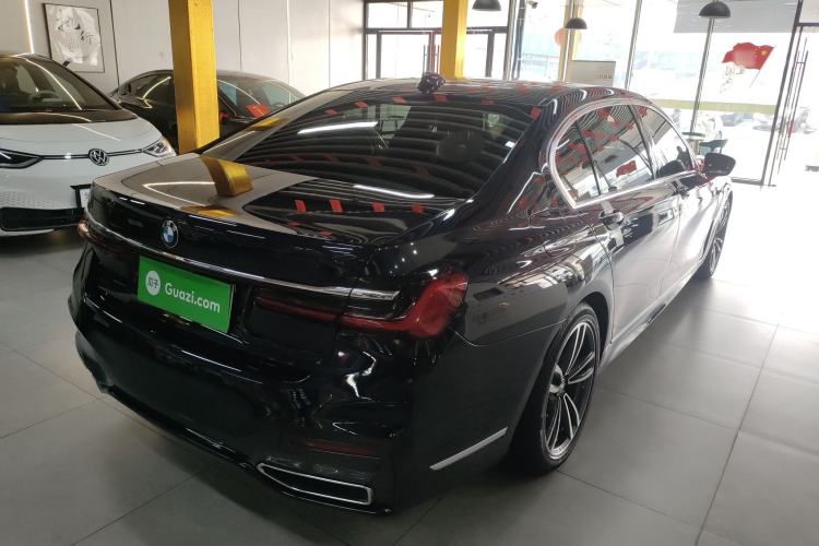 Used BMW 7 Series 2021 730Li M Sport Package Rear Right 45 Deg