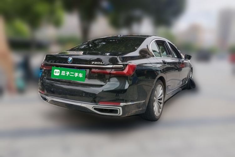 Used BMW 7 Series 2021 730Li Luxury Package Rear Right 45 Deg