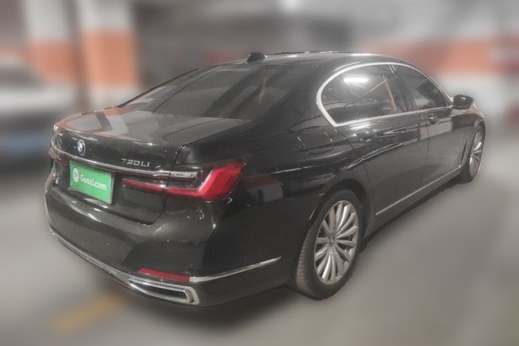 Used BMW 7 Series 2021 730Li Luxury Package Rear Right 45 Deg