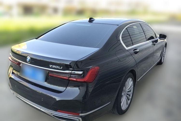 Used BMW 7 Series 2021 730Li Luxury Package Rear Right 45 Deg