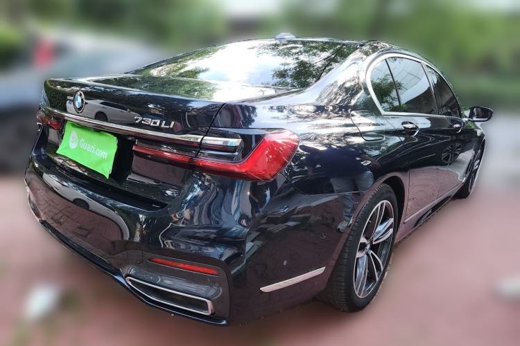 Used BMW 7 Series 2021 730Li M Sport Package Rear Right 45 Deg