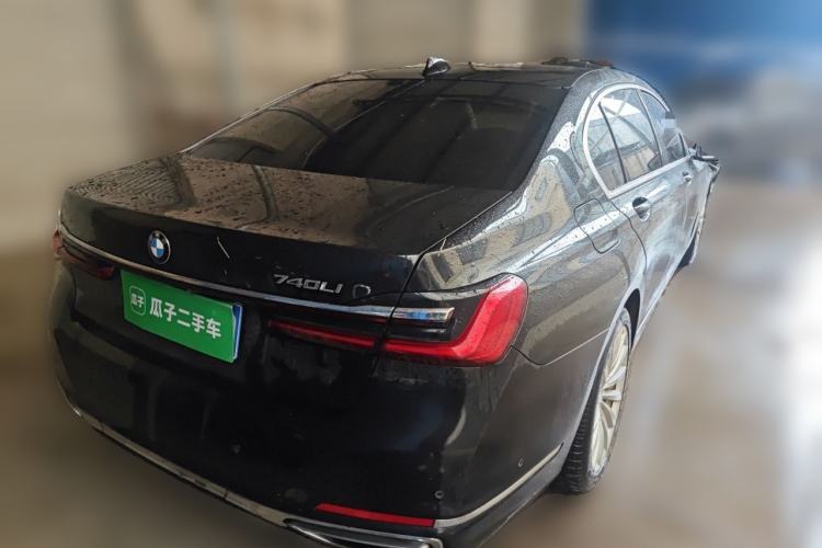 Used BMW 7 Series 2021 730Li Luxury Package Rear Right 45 Deg
