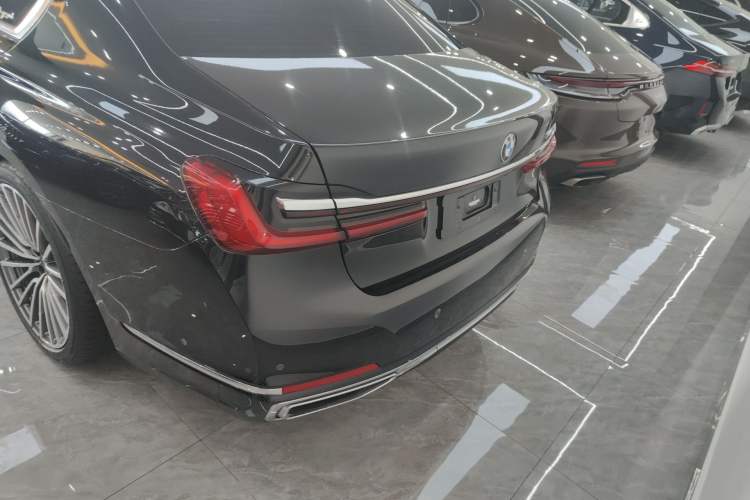 Used BMW 7 Series 2021 740Li Leading Edition Luxury Package Rear
