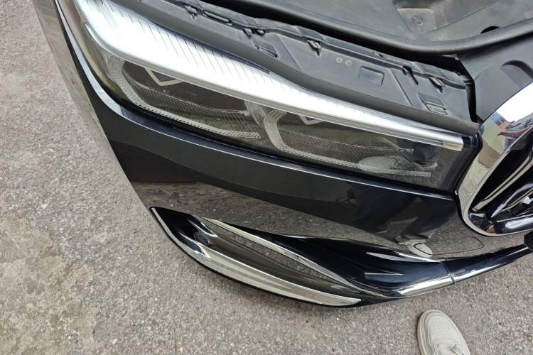 Used BMW 7 Series 2021 730Li Luxury Package Right Front Headlight