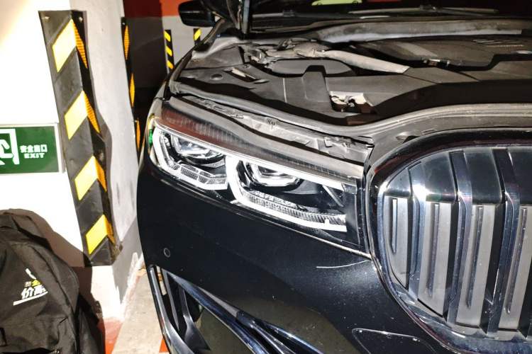 Used BMW 7 Series 2021 740Li Leading Edition Luxury Package Right Front Headlight
