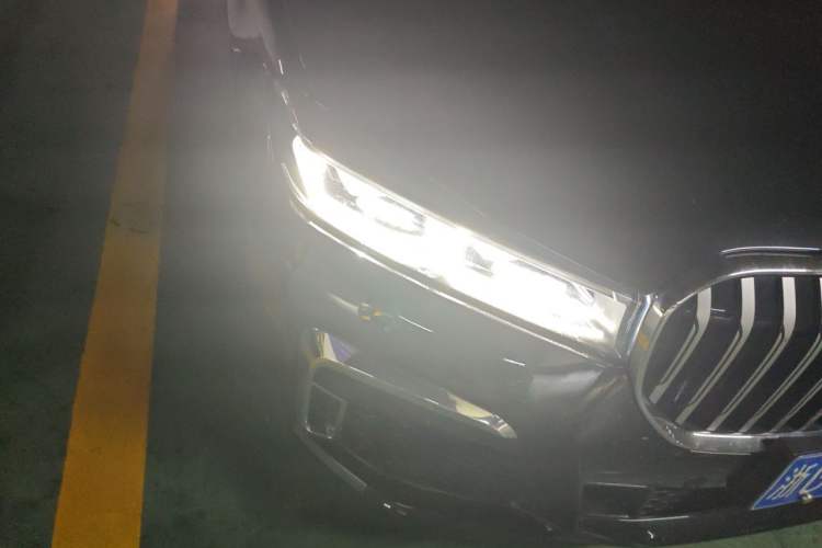 Used BMW 7 Series 2021 730Li M Sport Package Right Front Headlight