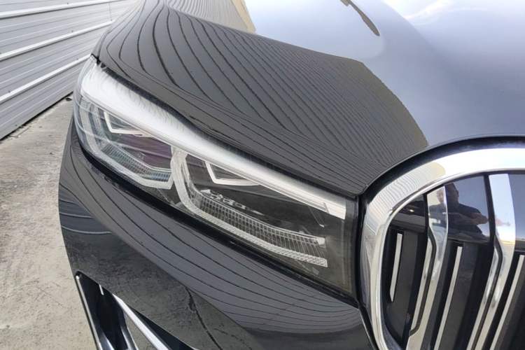 Used BMW 7 Series 2021 730Li Luxury Package Right Front Headlight