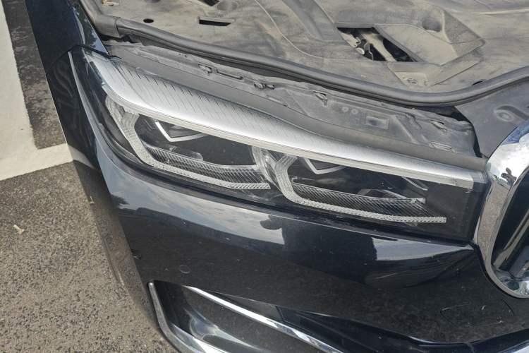 Used BMW 7 Series 2021 740Li Leading Edition Luxury Package Right Front Headlight