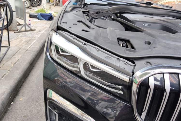 Used BMW 7 Series 2021 730Li M Sport Package Right Front Headlight