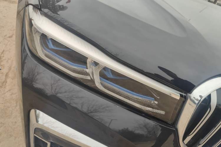 Used BMW 7 Series 2021 740Li xDrive Executive M Sport Package Right Front Headlight