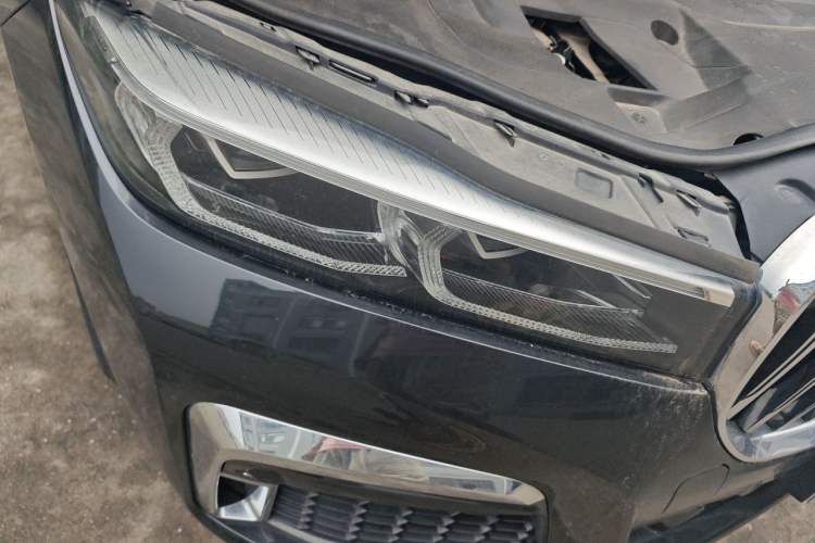 Used BMW 7 Series 2021 730Li M Sport Package Right Front Headlight