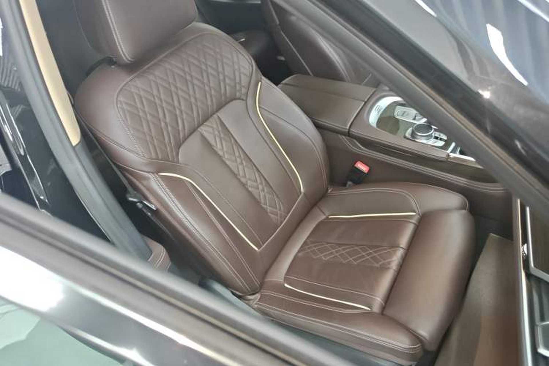 Used BMW 7 Series 2021 730Li Luxury Package Right Front Seat
