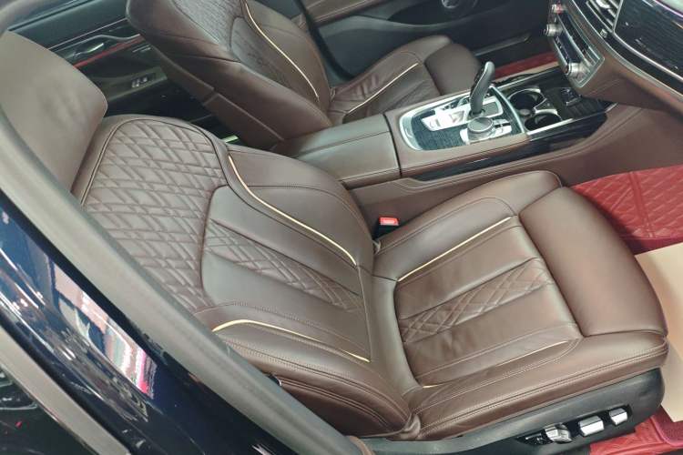 Used BMW 7 Series 2021 730Li M Sport Package Right Front Seat