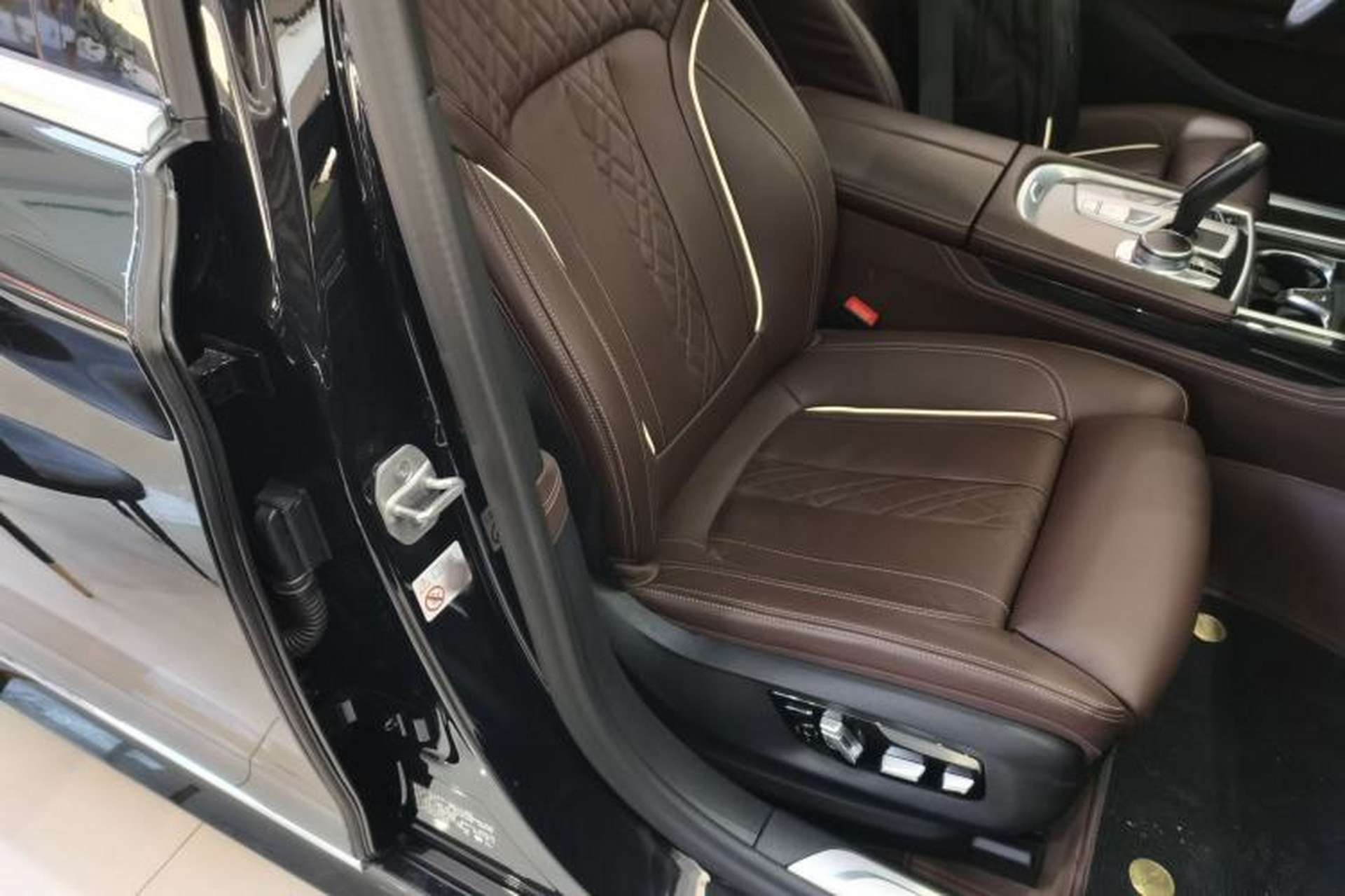 Used BMW 7 Series 2021 730Li M Sport Package Right Front Seat