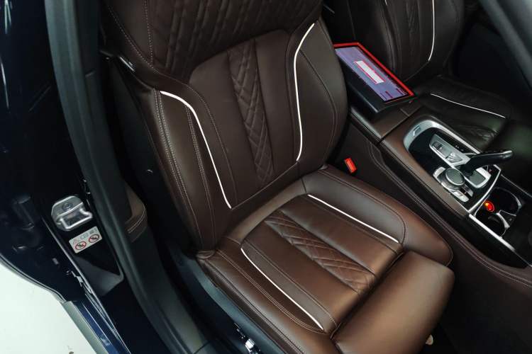 Used BMW 7 Series 2021 730Li M Sport Package Right Front Seat