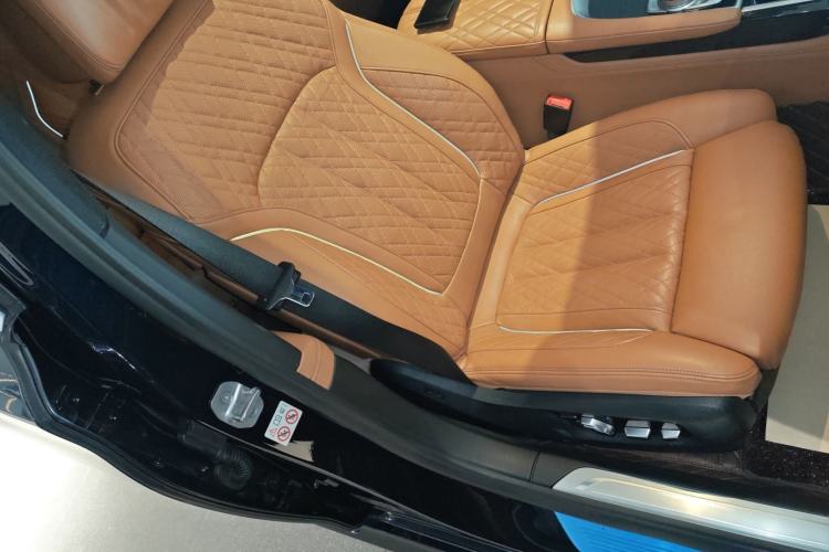 Used BMW 7 Series 2021 730Li M Sport Package Right Front Seat