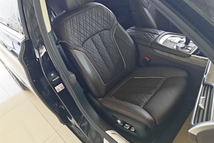 Used BMW 7 Series 2021 740Li Leading Edition Luxury Package Right Front Seat