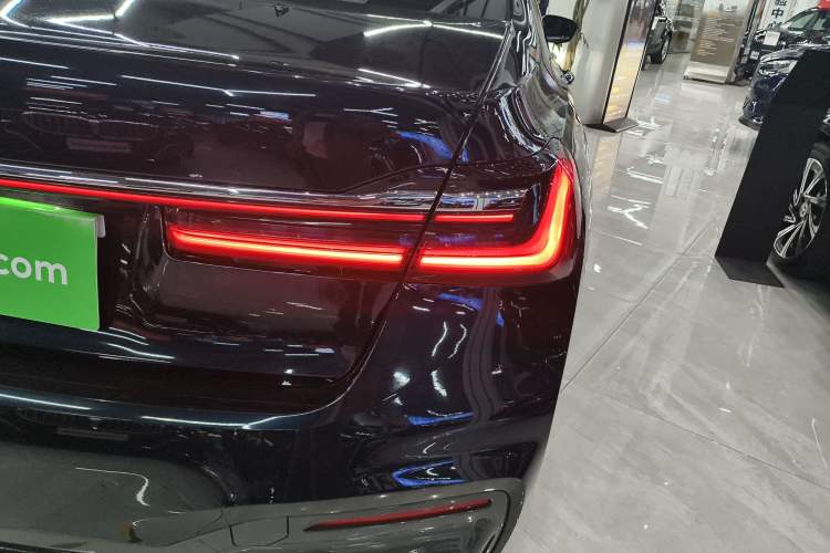 Used BMW 7 Series 2021 730Li M Sport Package Right Rear Taillight