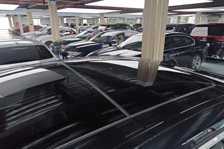 Used BMW 7 Series 2021 730Li M Sport Package Roof