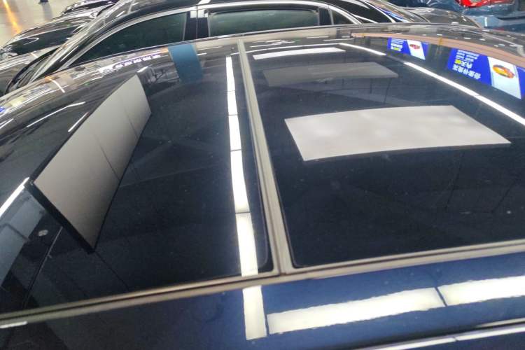 Used BMW 7 Series 2021 730Li M Sport Package Roof