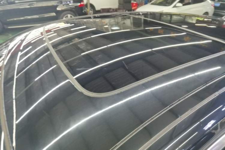 Used BMW 7 Series 2021 730Li Luxury Package Roof