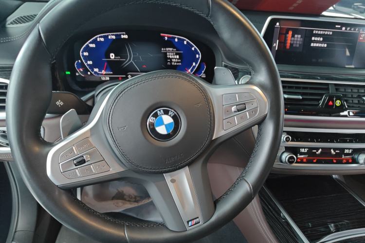 Used BMW 7 Series 2021 730Li M Sport Package Steering Wheel