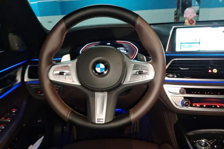 Used BMW 7 Series 2021 730Li M Sport Package Steering Wheel