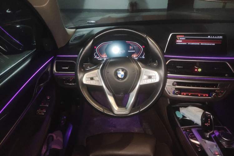 Used BMW 7 Series 2021 730Li Luxury Package Steering Wheel