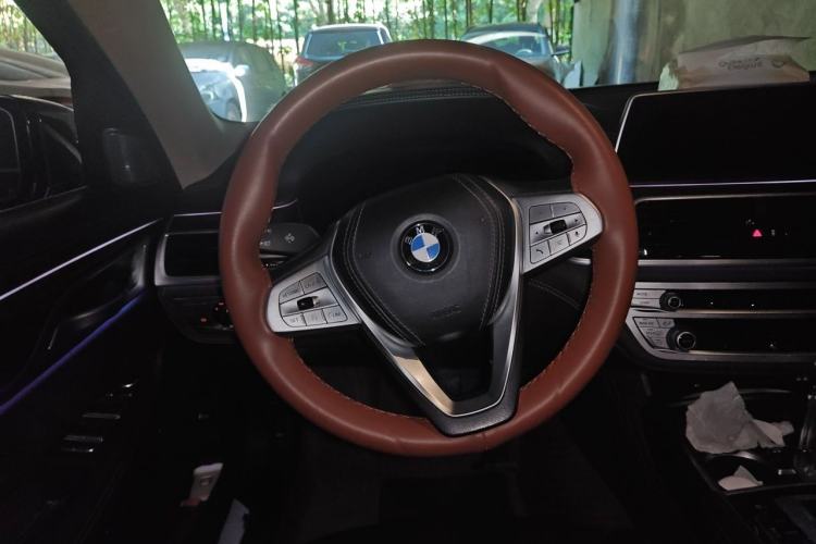 Used BMW 7 Series 2021 730Li Luxury Package Steering Wheel