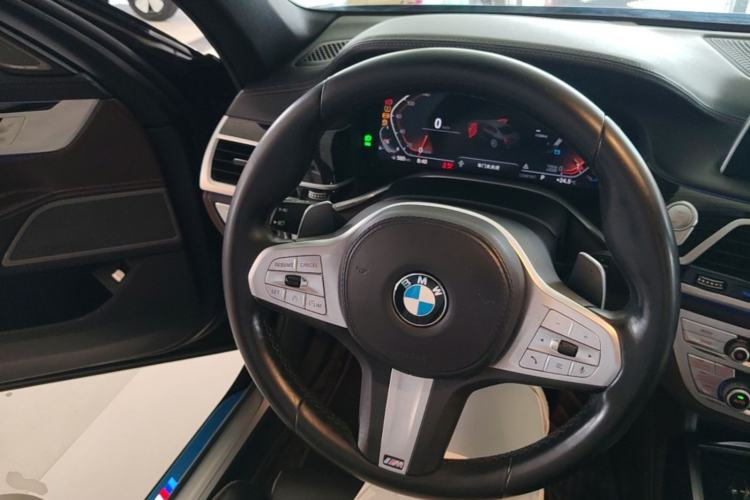 Used BMW 7 Series 2021 730Li M Sport Package Steering Wheel