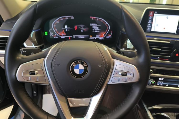 Used BMW 7 Series 2021 730Li Luxury Package Steering Wheel