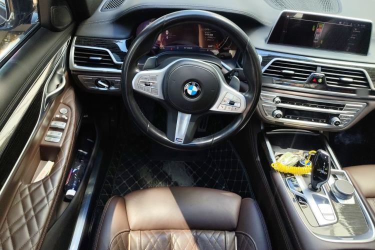Used BMW 7 Series 2021 740Li Leading Model M Sport Package Steering Wheel