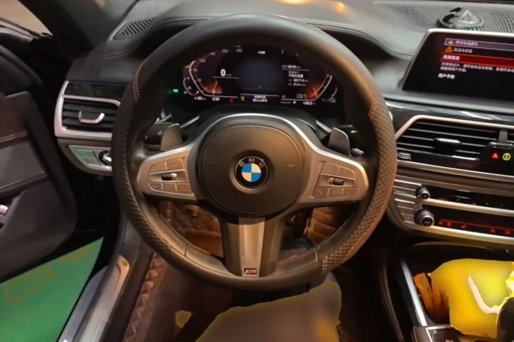 Used BMW 7 Series 2021 730Li M Sport Package Steering Wheel